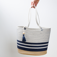 Shopper Bag - Chanel's Bag