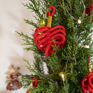 Christmas Decorations - Red & Gold Squiggles (4)