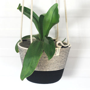 Hanging Planter - Liquorice